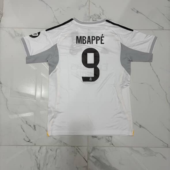 2025/2026 Real Madrid Mbappe #9 Home Kit Adult Jersey - Picture 1 of 2